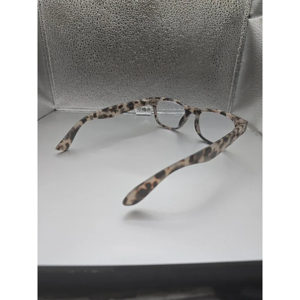 Peepers Grey Tortoise Blue Light Block Reading Glasses 2600 Clark +2.50 Academia